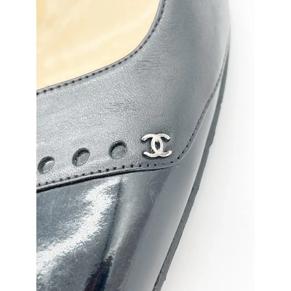 Chanel Vintage Black Leather Cap Toe CC Logo Kitten Heel Pointed Pumps EU 36.5